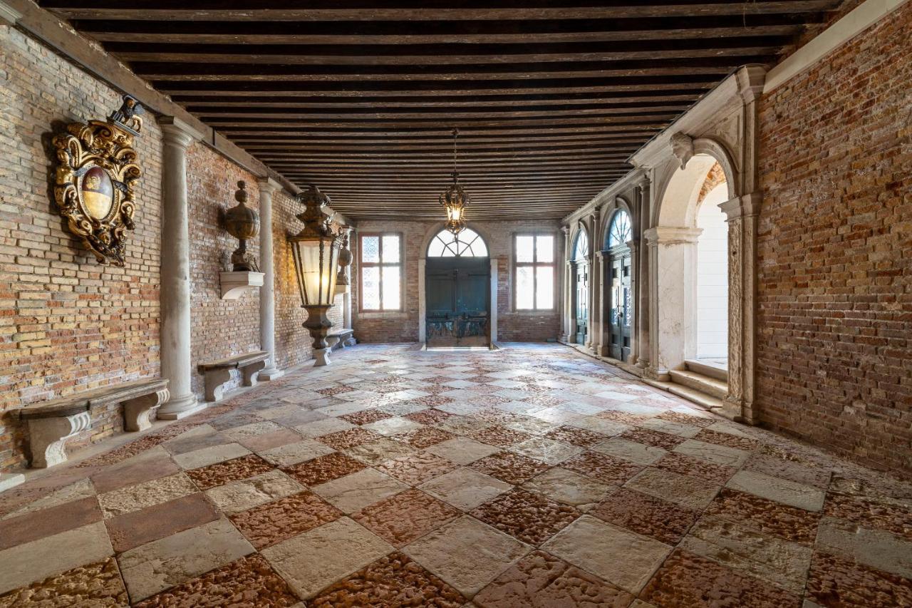 Palazzo Gradenigo Veneza Exterior foto